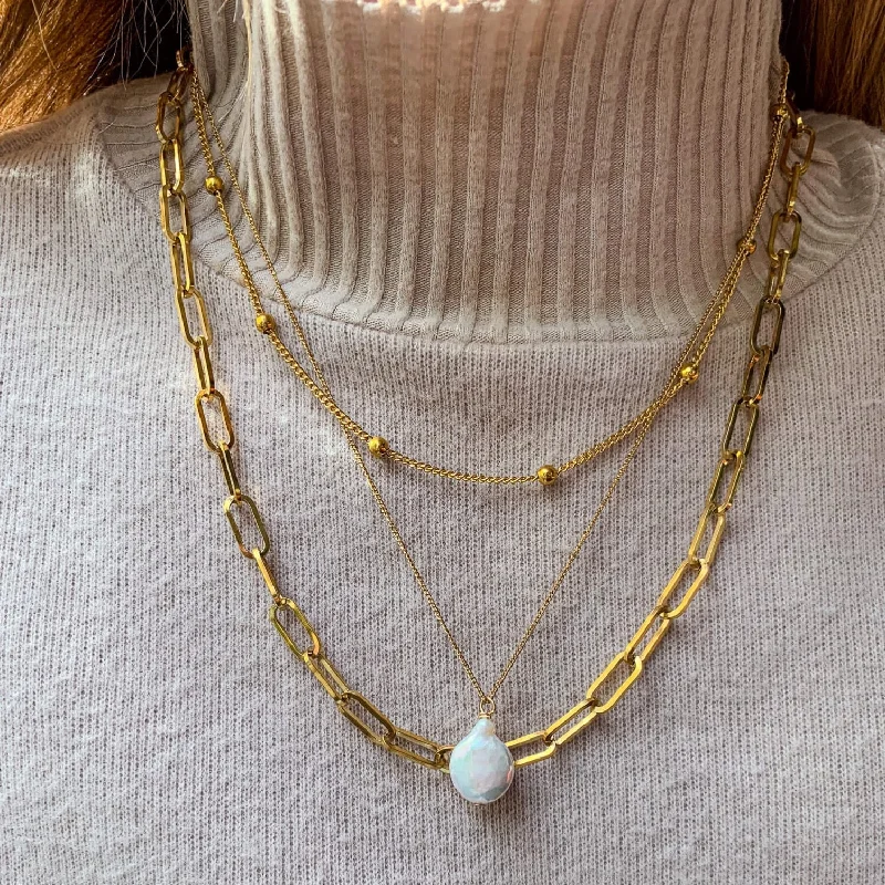 Layered Chain Necklace for Fashionistas-Pear Pearl Necklace