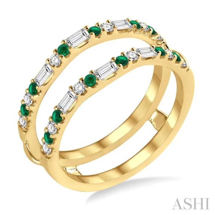 Custom Silver Ring for Special Gifts-1/3 ctw Baguette and Round Cut Diamond & 1.50MM Emerald Insert Ring in 14K Yellow Gold