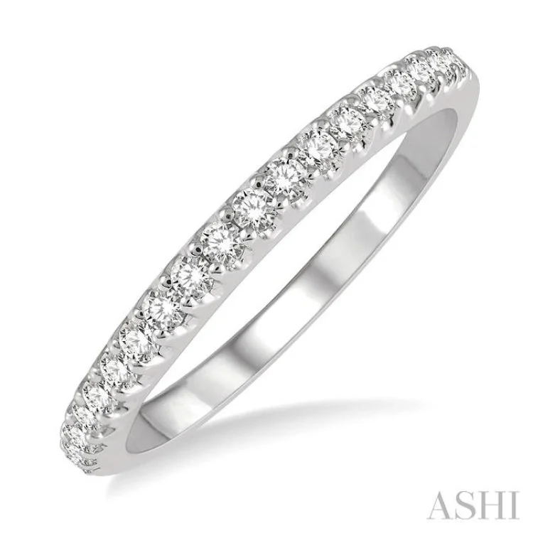 Simple Silver Ring for Bridesmaids-1/4 Ctw Round Cut Diamond Wedding Band in 14K White Gold