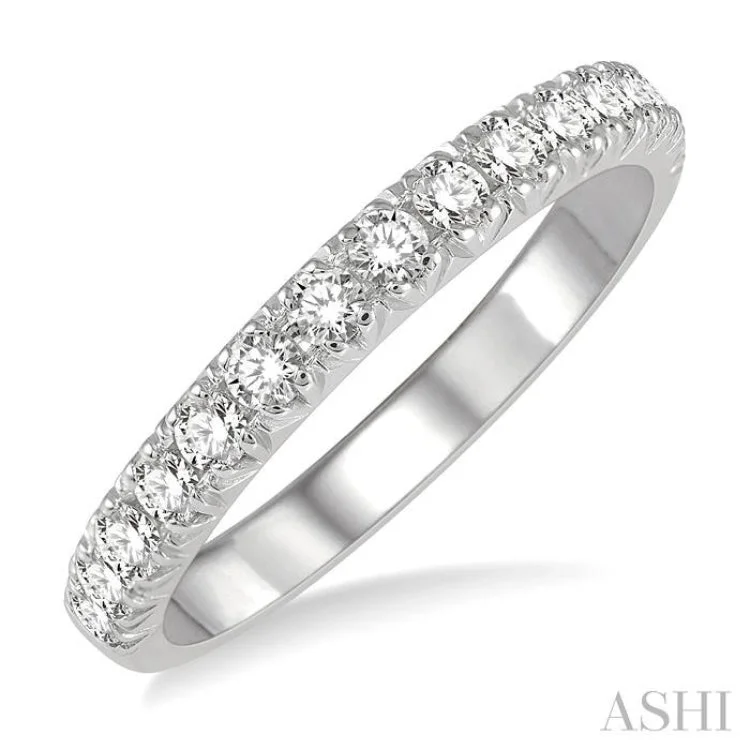 Luxury Ring for Elegant Fashion-1/2 ctw 15Stones Round Cut Diamond Wedding Band in 14K White Gold