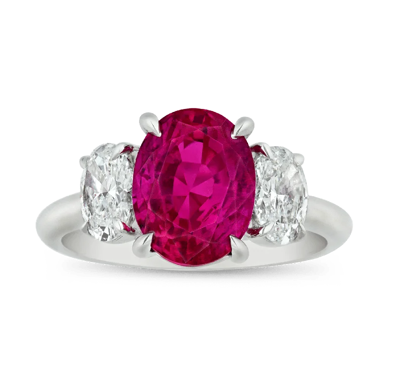 Beautiful Gold Band Ring for Women-Burma Ruby and Diamond Ring, 4.06 carats