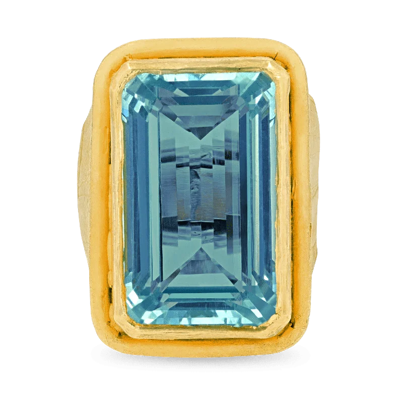 Designer Gold Ring for Engagement-Aquamarine Ring, 24.40 Carats