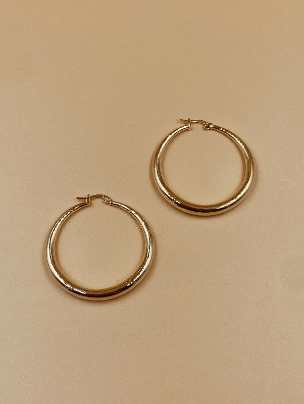 Everyday Earrings for Casual Wear-Leslie Hoops in Gold Tone