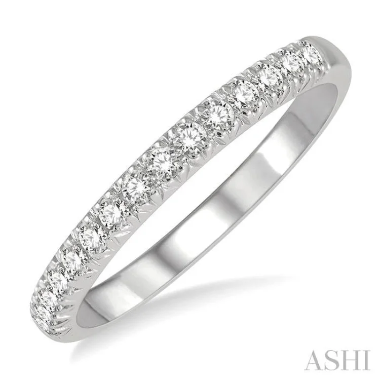 Trendy Gold Ring for Fashion-1/4 ctw 15Stones Round Cut Diamond Wedding Band in 14K White Gold