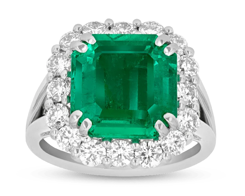 Luxury Wedding Ring for Men-Colombian Emerald Ring, 5.11 Carats