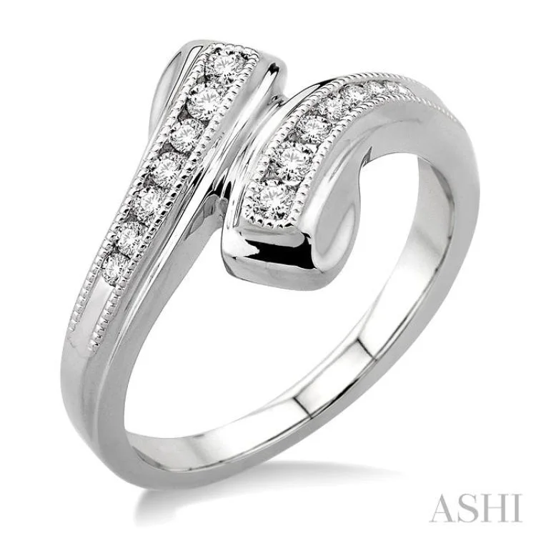 Solitaire Diamond Ring-1/4 Ctw Round Cut Diamond By-pass Ring in 10K White Gold